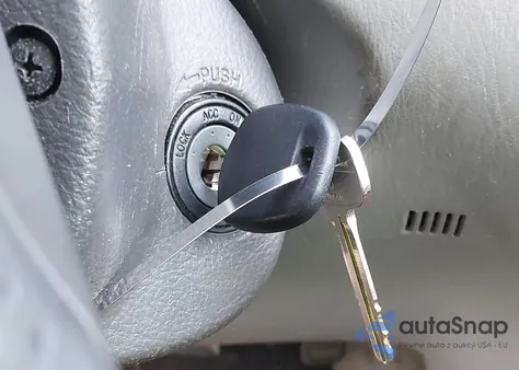 2007 Toyota Corolla Ce/Le/S из США, поврежденный, VIN 2T1BR32E87C781665